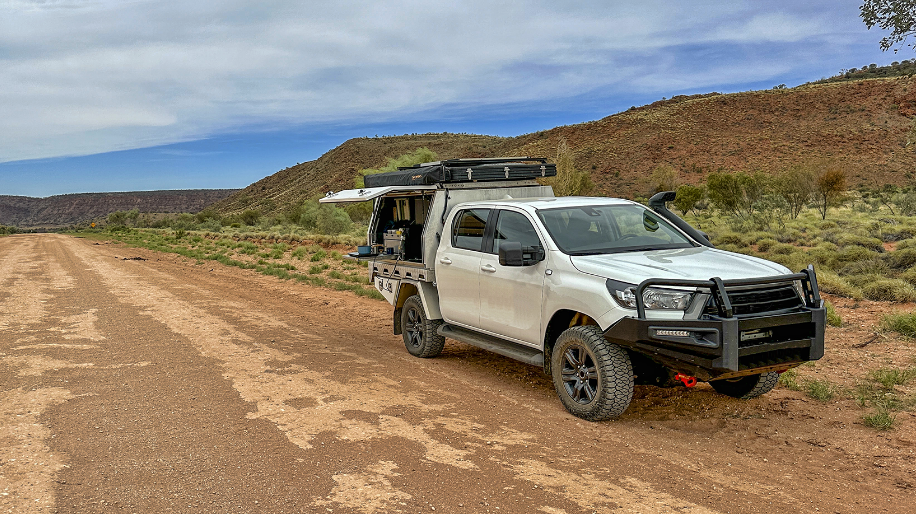 4WD Canopies and Trays